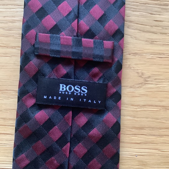 Hugo Boss patterned tie - Picture 4 of 4